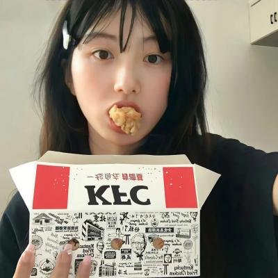 俏佣与我